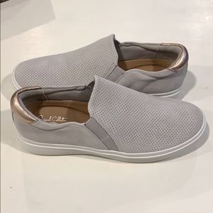 Slip on Dr. Scholls